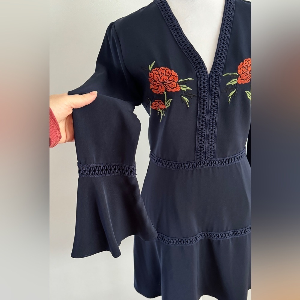 Finders Keepers embroidered bell sleeve navy dress - Picture 5 of 8